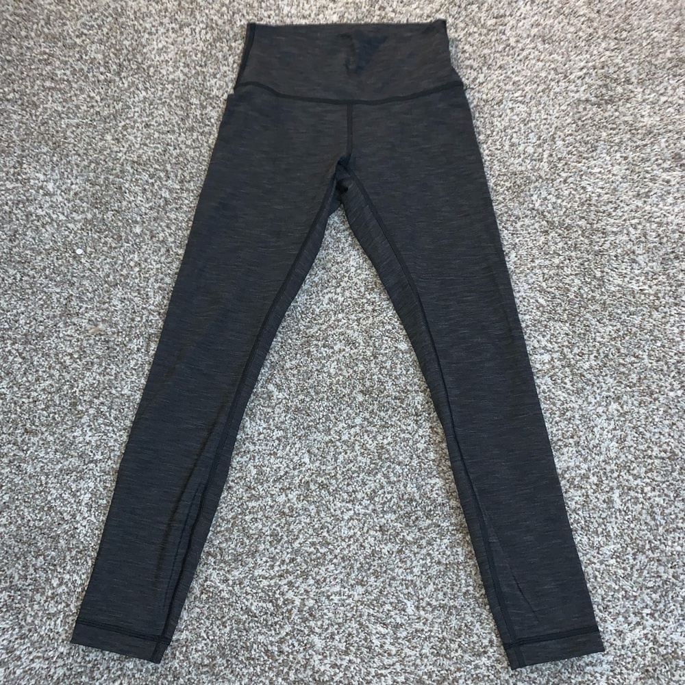 Lululemon Wunder under pants gray 7/8 length